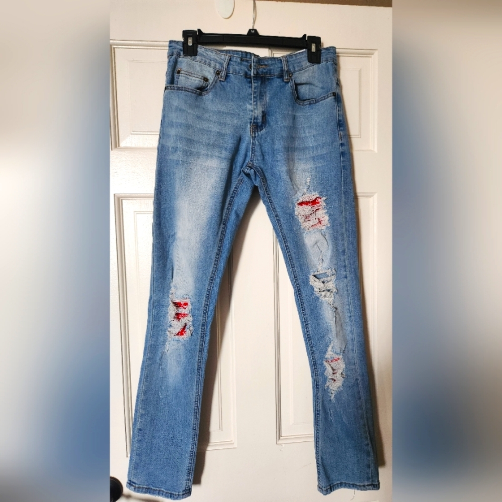 MUST HAVE Young & Reckless amazing Skinny Jeans 👖Size 30 😎